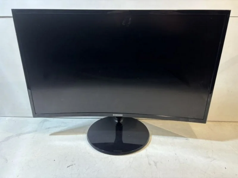 JPS Chartered Surveyors - Digital & IT Equipment Auction | Digital Vlogging Camera, LED Panel Lights, Pop Up Display Systems, Monitors, Printers, Headphones, HDMI Cables - Auction Image 5